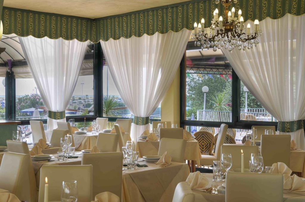 Hotel Royal Bibione Extérieur photo